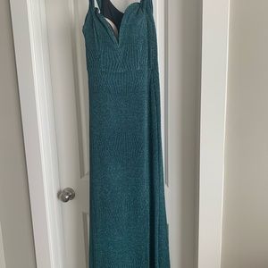 Elegant Sparkly Emerald Green Dress
